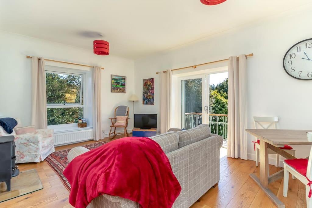 Folly View - Private, Peaceful Apartment With Stunning Views. 페이틀리브리지 외부 사진