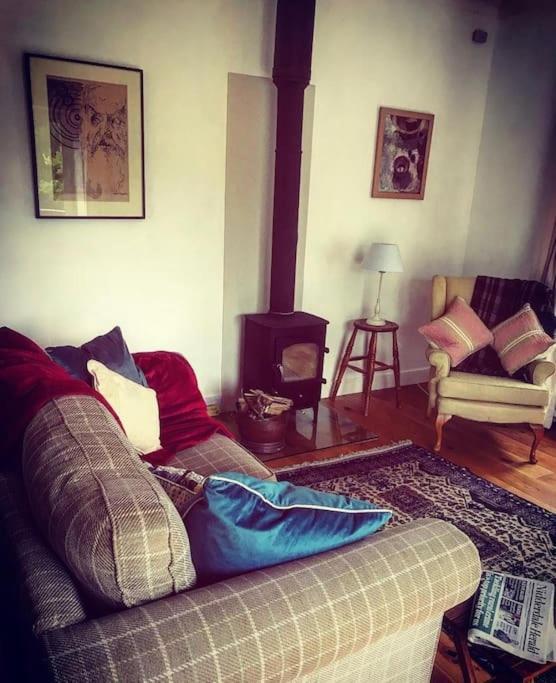 Folly View - Private, Peaceful Apartment With Stunning Views. 페이틀리브리지 외부 사진